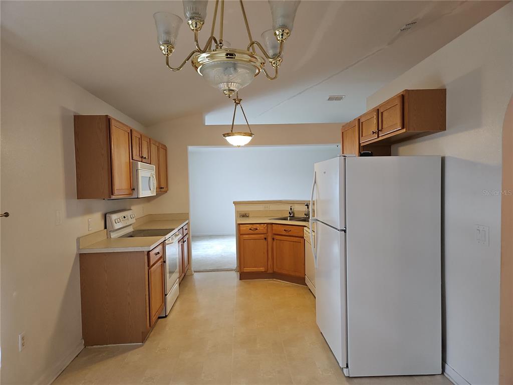 6925 Hemlock Road Ocala, FL 34472 - Photo 8 of 20 Gallery Image 8