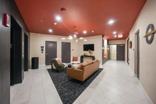 $3,200 | 3924 North Lincoln Avenue, Unit 416, Chicago, IL 60613