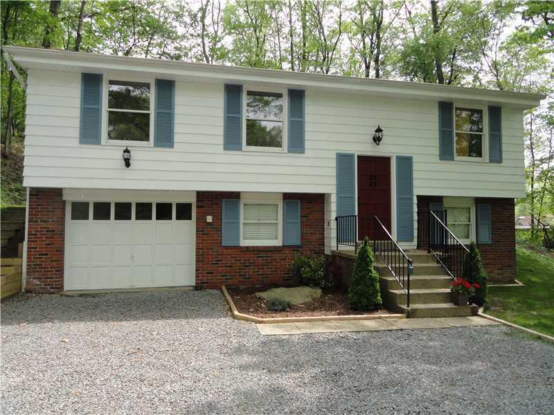 104 Oakglen Road Pittsburgh, PA 15237 - Photo 1 of 14 Exterior Front.