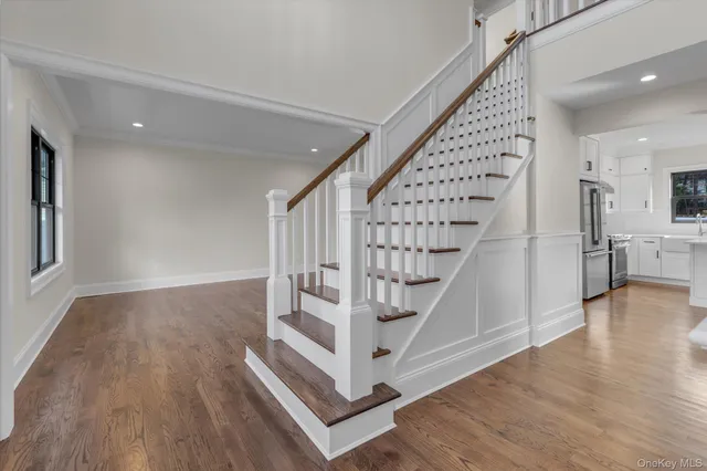 $1,499,000 | 40 North Woodhull Road, Huntington, NY 11743