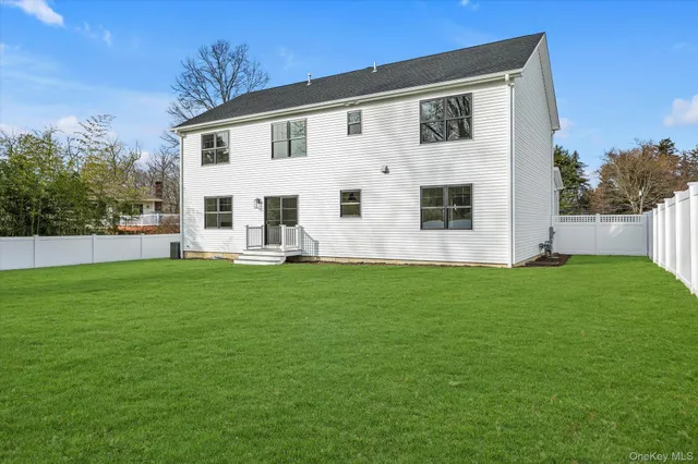 $1,499,000 | 40 North Woodhull Road, Huntington, NY 11743