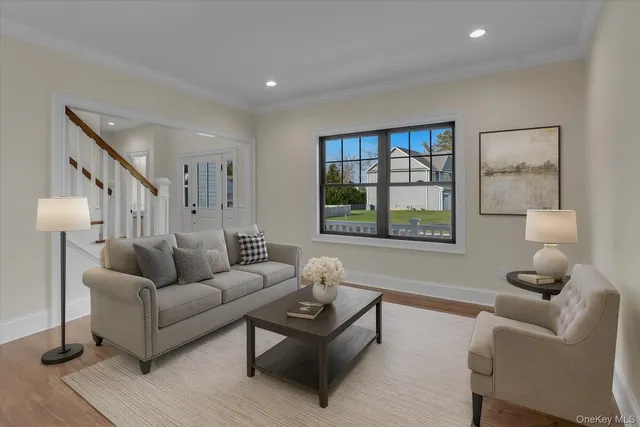 $1,499,000 | 40 North Woodhull Road, Huntington, NY 11743