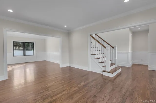 $1,499,000 | 40 North Woodhull Road, Huntington, NY 11743