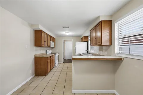 $350,000 | 3915 West State Street, Tampa, FL 33609