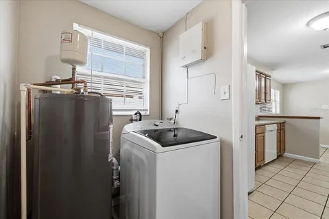 $350,000 | 3915 West State Street, Tampa, FL 33609