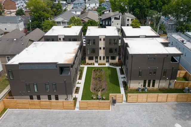 $3,600 | 1721 6th Avenue North, Unit 10, Nashville, TN 37208