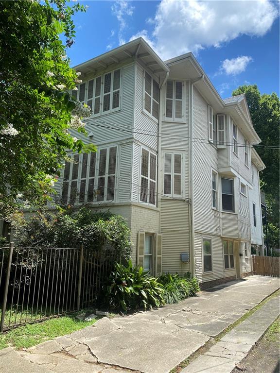 2127 Octavia Street New Orleans, LA 70115 - Photo 1 of 12