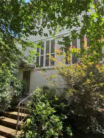 $1,900 | 2127 Octavia Street, New Orleans, LA 70115