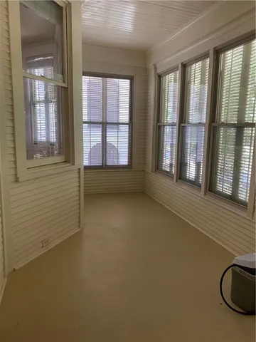 $1,900 | 2127 Octavia Street, New Orleans, LA 70115