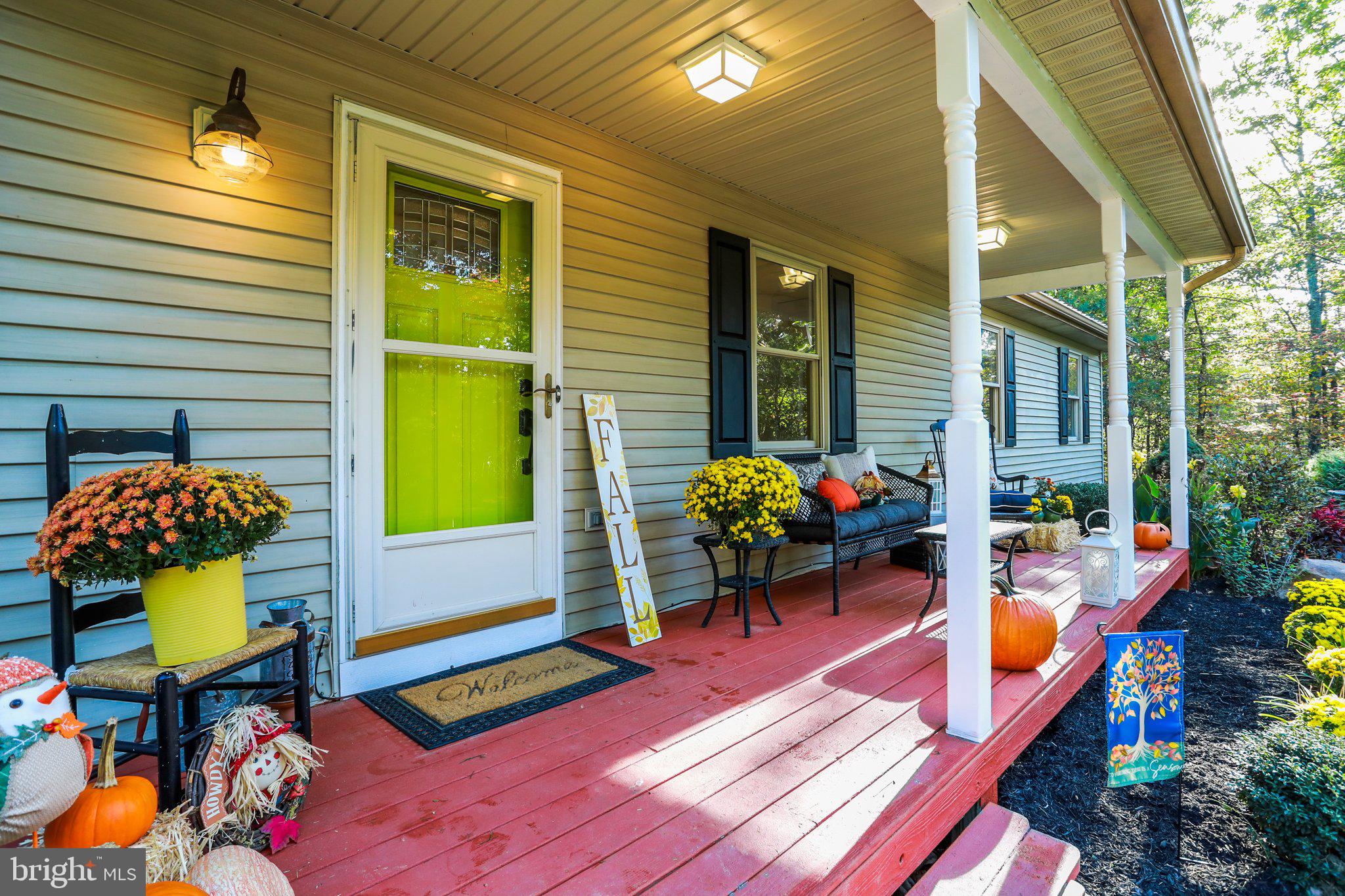 139 Nazareth Drive Fort Valley, VA 22652 - Photo 30 of 31 Make on offer! this front porch is yours!