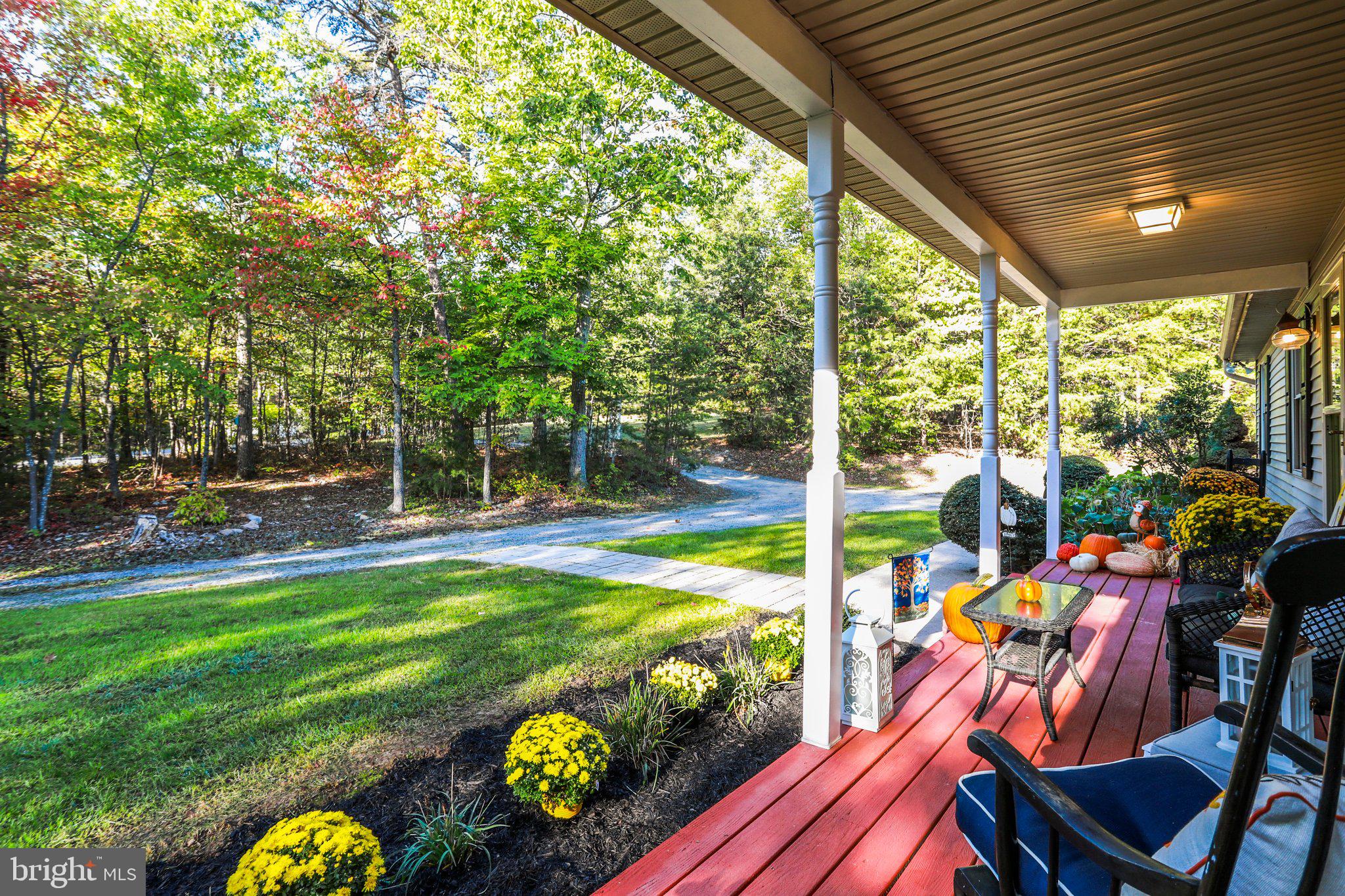 139 Nazareth Drive Fort Valley, VA 22652 - Photo 4 of 31 Serene front porch