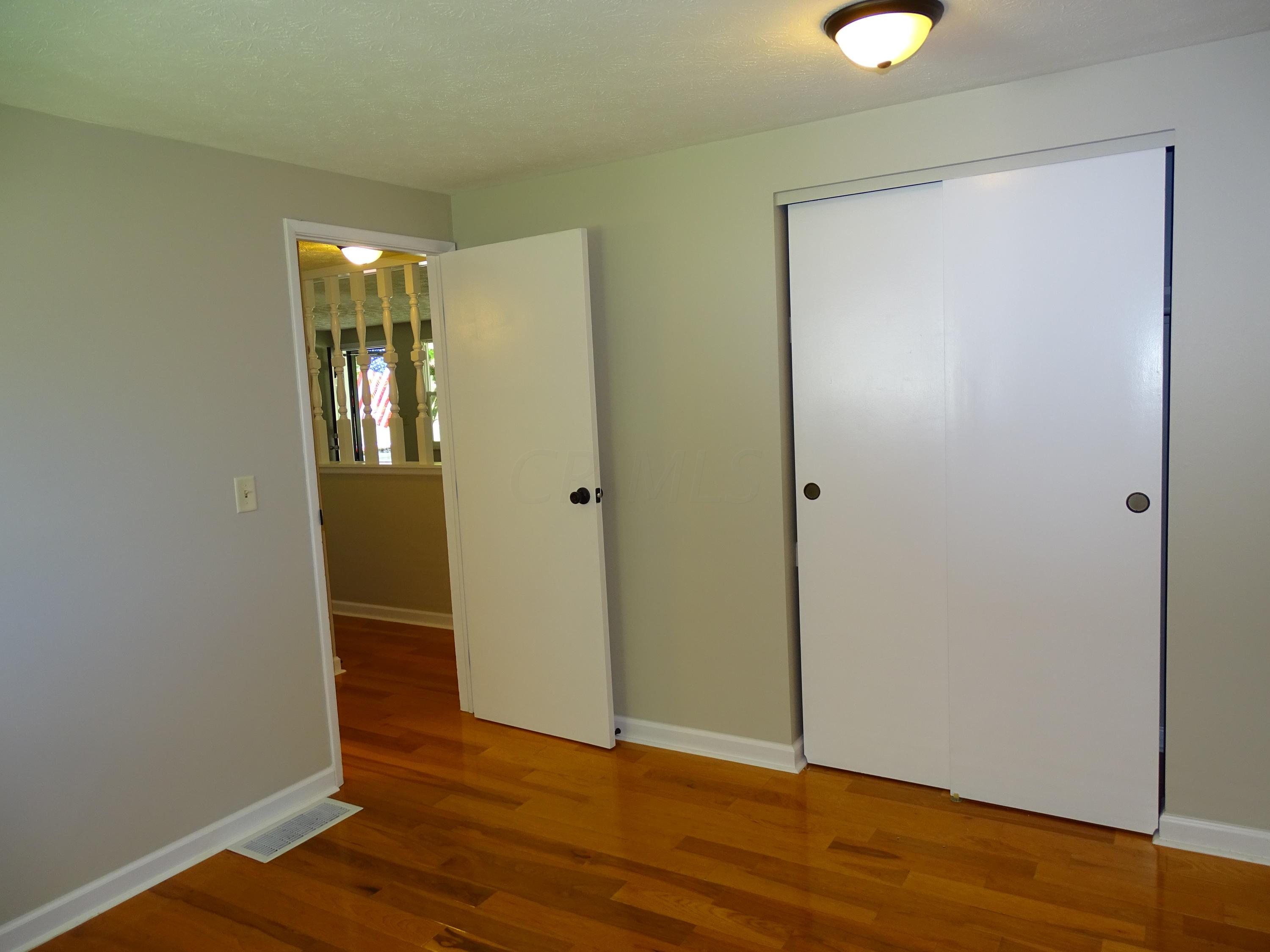 2076 Brookfield Road Columbus, OH 43229 - Photo 15 of 25 Gallery Image 15