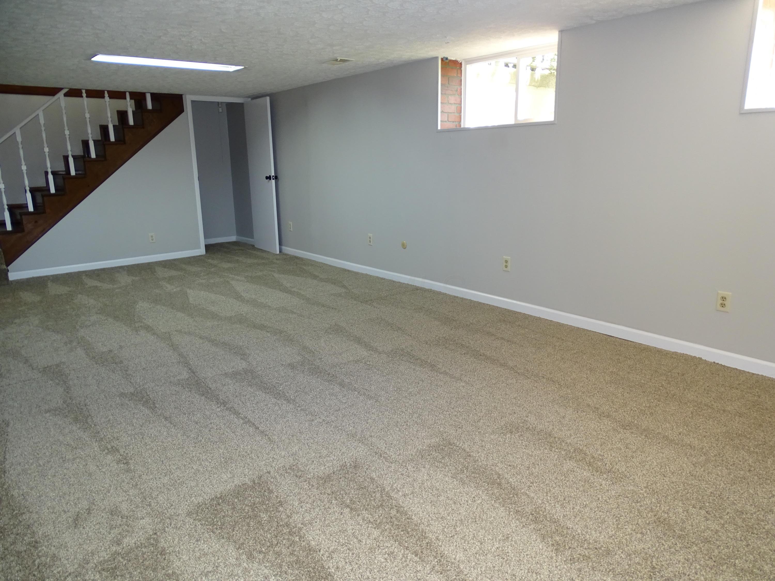 2076 Brookfield Road Columbus, OH 43229 - Photo 20 of 25 Gallery Image 20