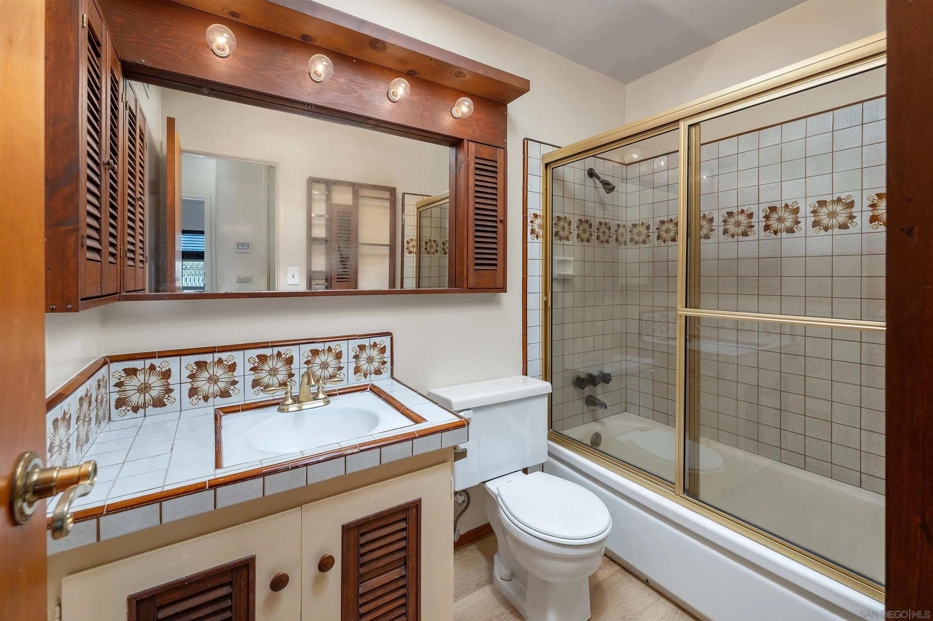 7101 Regner Road San Diego, CA 92119 - Photo 8 of 43