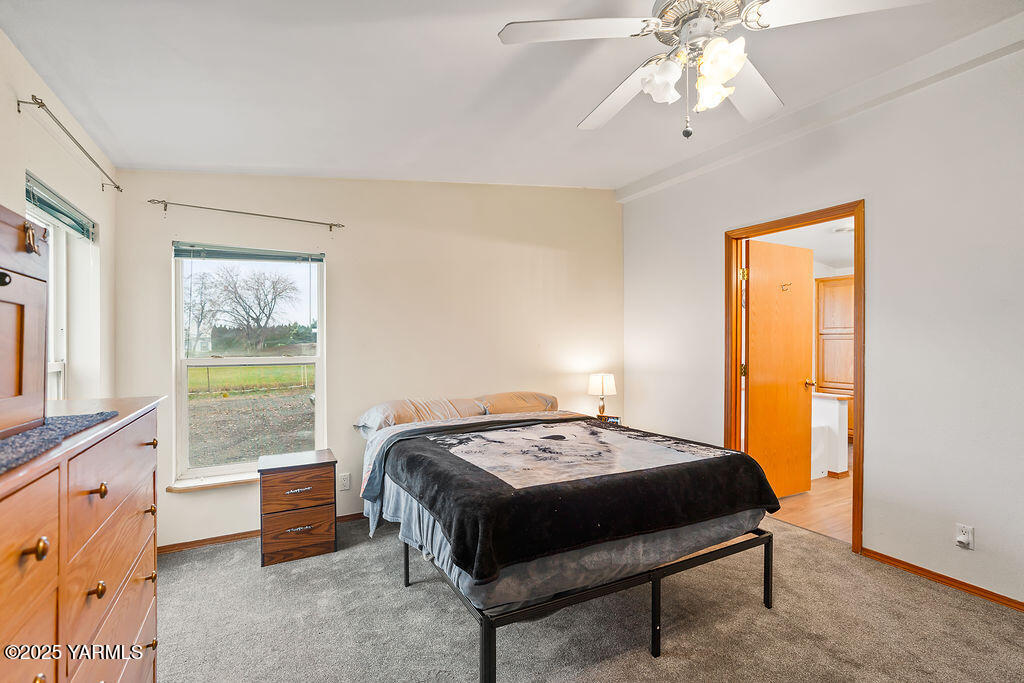 163106 West North River Road Prosser, WA 99350 - Photo 13 of 33 163106WNorthRiverRd-18