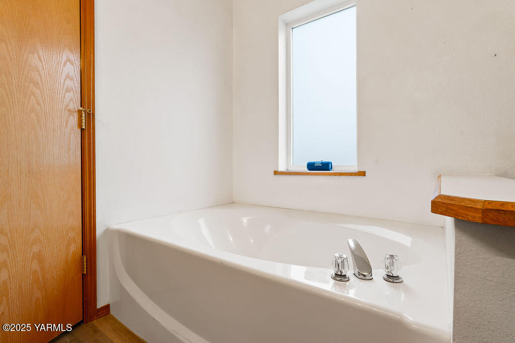 163106 West North River Road Prosser, WA 99350 - Photo 16 of 33 163106WNorthRiverRd-21