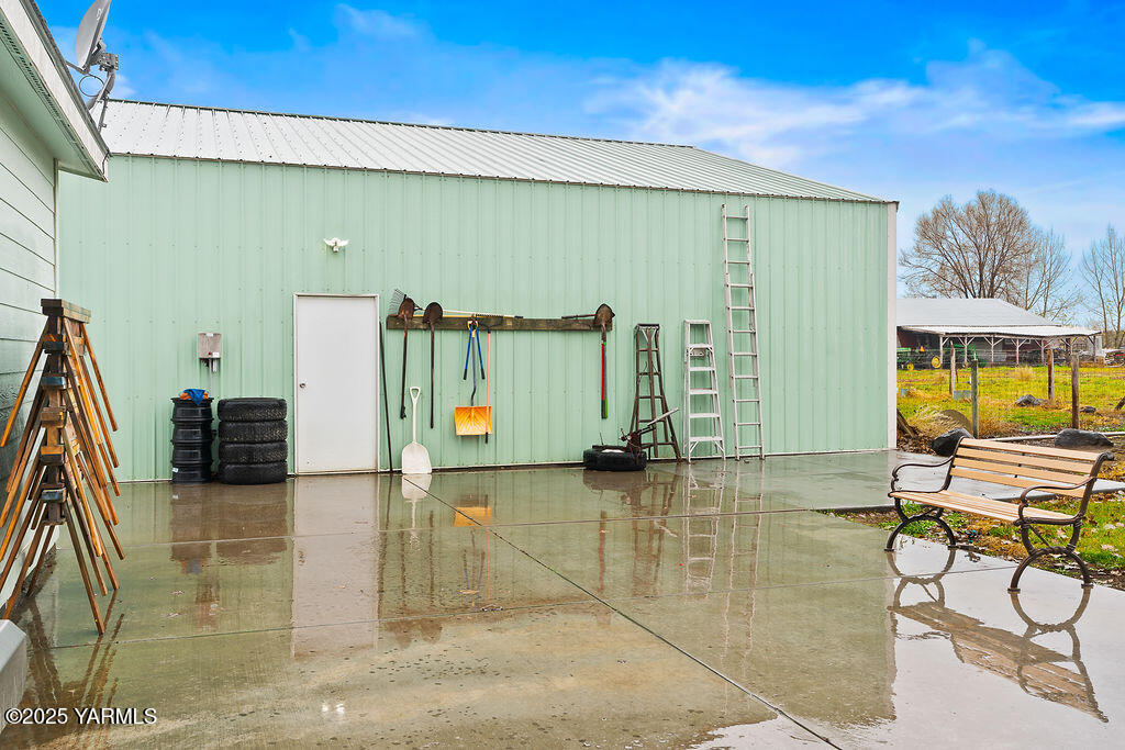 163106 West North River Road Prosser, WA 99350 - Photo 19 of 33 163106WNorthRiverRd-25