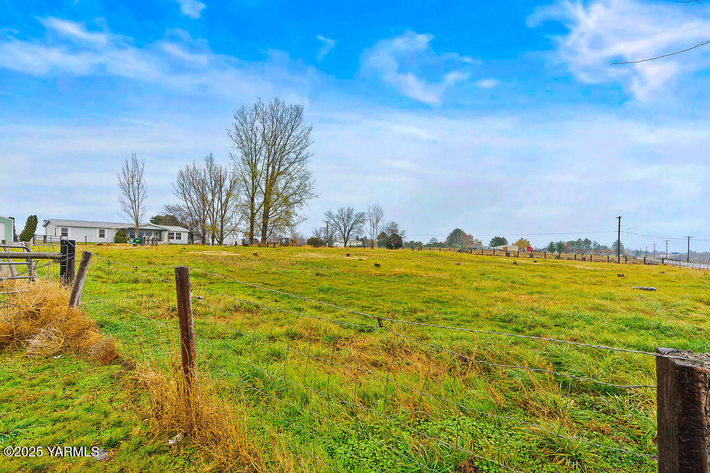 163106 West North River Road Prosser, WA 99350 - Photo 24 of 33 163106WNorthRiverRd-30