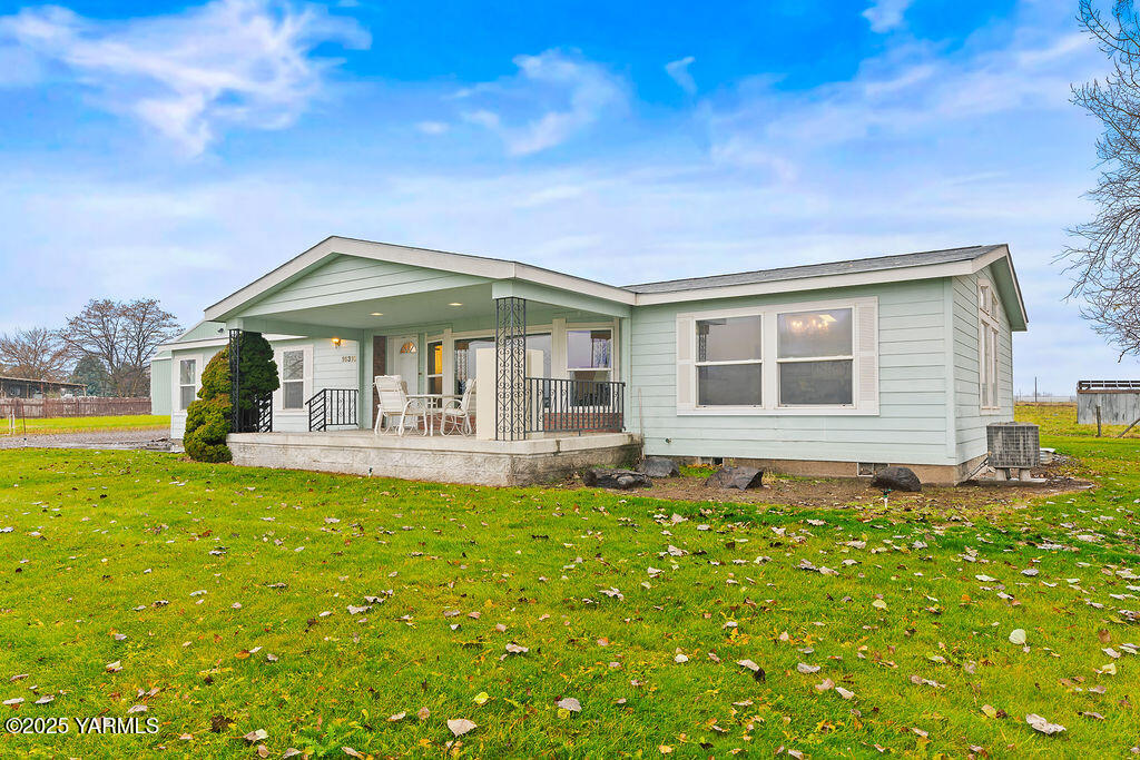 163106 West North River Road Prosser, WA 99350 - Photo 25 of 33 163106WNorthRiverRd-3