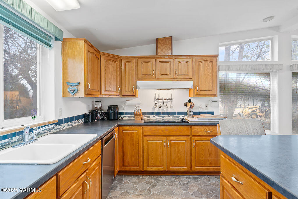 163106 West North River Road Prosser, WA 99350 - Photo 5 of 33 163106WNorthRiverRd-12