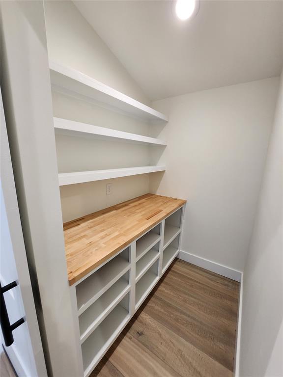 11901 Hoster Road Carmel, IN 46033 - Photo 14 of 32 Gallery Image 14
