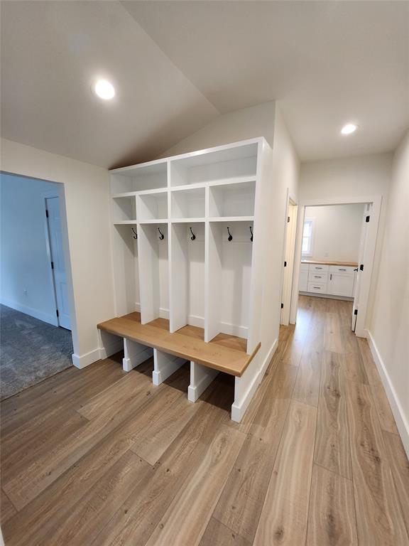 11901 Hoster Road Carmel, IN 46033 - Photo 15 of 32 Gallery Image 15