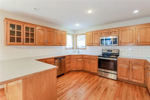 $2,655 | 3545 Southwest Harbor Circle, Lee's Summit, MO 64082