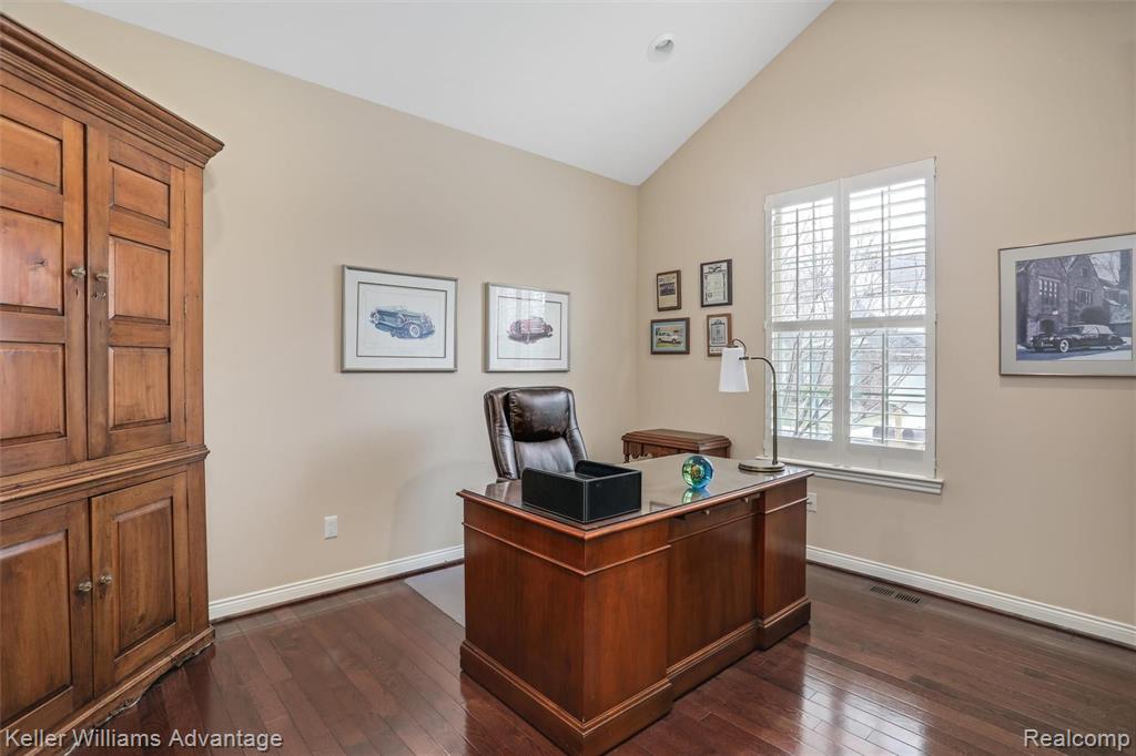 3763 Windingbrook Circle Rochester Hills, MI 48309 - Photo 12 of 32
