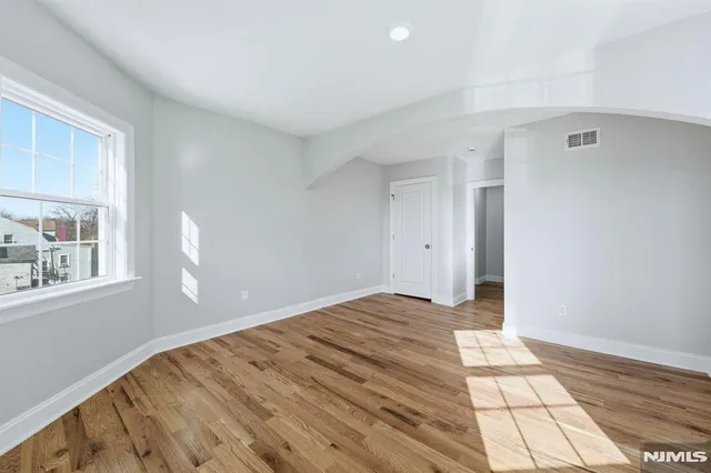 $3,200 | 51 North Maple Avenue, East Orange, NJ 07017