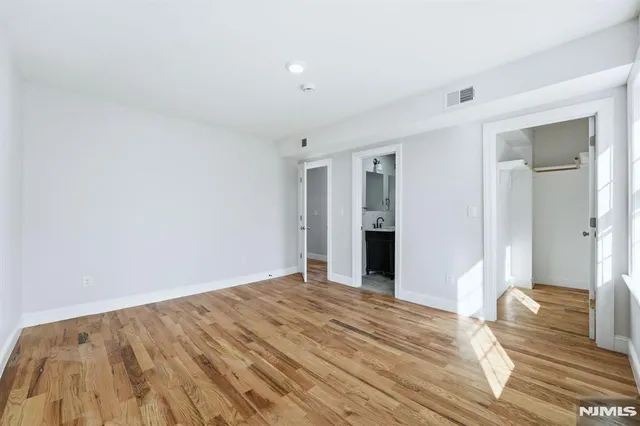 $3,200 | 51 North Maple Avenue, East Orange, NJ 07017