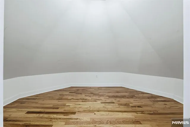 $3,200 | 51 North Maple Avenue, East Orange, NJ 07017