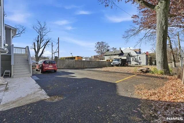 $3,200 | 51 North Maple Avenue, East Orange, NJ 07017