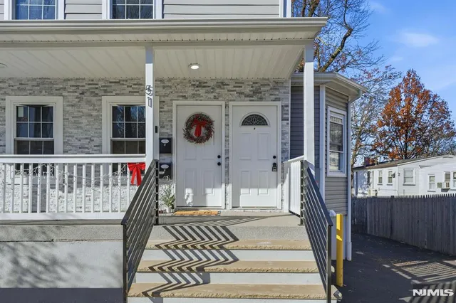 $3,200 | 51 North Maple Avenue, East Orange, NJ 07017