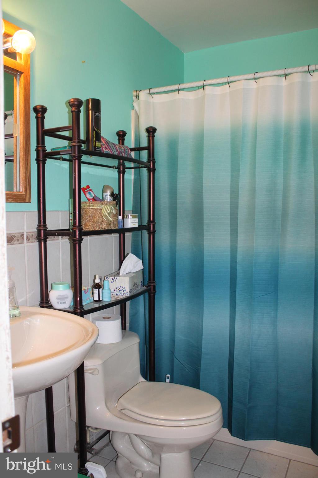3029 Comly Road Philadelphia, PA 19154 - Photo 9 of 12 Gallery Image 9