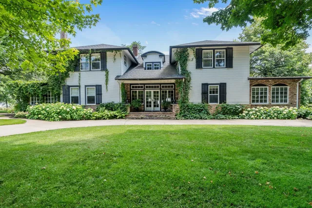 $2,500,000 | 3307 North Nokomis Northeast, Alexandria, MN 56308