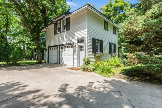 $2,500,000 | 3307 North Nokomis Northeast, Alexandria, MN 56308