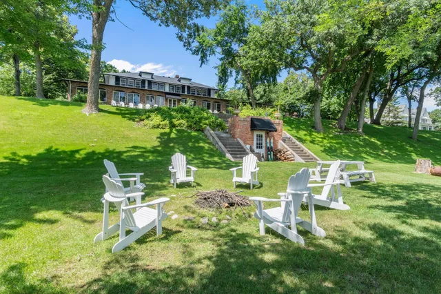 $2,500,000 | 3307 North Nokomis Northeast, Alexandria, MN 56308