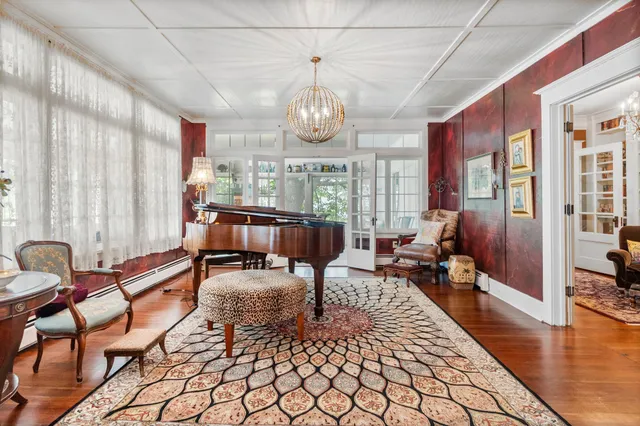 $2,500,000 | 3307 North Nokomis Northeast, Alexandria, MN 56308