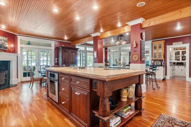 $2,500,000 | 3307 North Nokomis Northeast, Alexandria, MN 56308