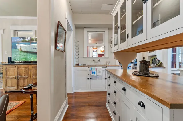 $2,500,000 | 3307 North Nokomis Northeast, Alexandria, MN 56308