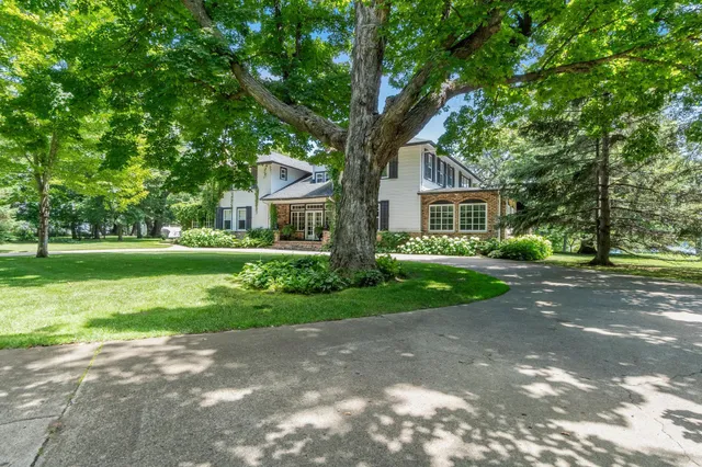 $2,500,000 | 3307 North Nokomis Northeast, Alexandria, MN 56308