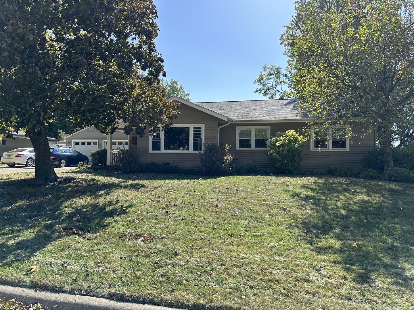 219 Maple Avenue Morrison, IL 61270 - Photo 1 of 43 Gallery Image 1
