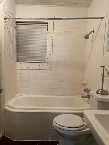 $950 | 3126 Webster Street, Unit 2, Houston, TX 77004