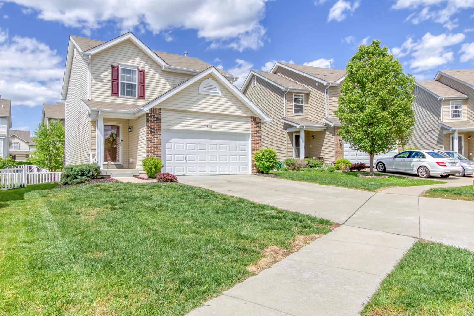 429 Spring Trace O'Fallon, MO 63368 - Photo 1 of 23