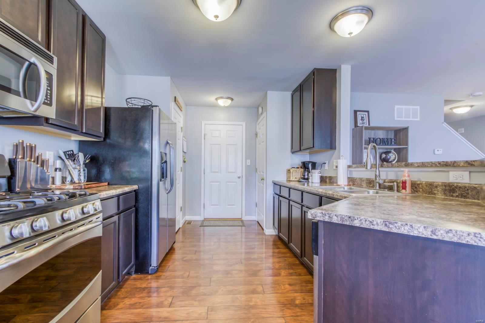 429 Spring Trace O'Fallon, MO 63368 - Photo 9 of 23