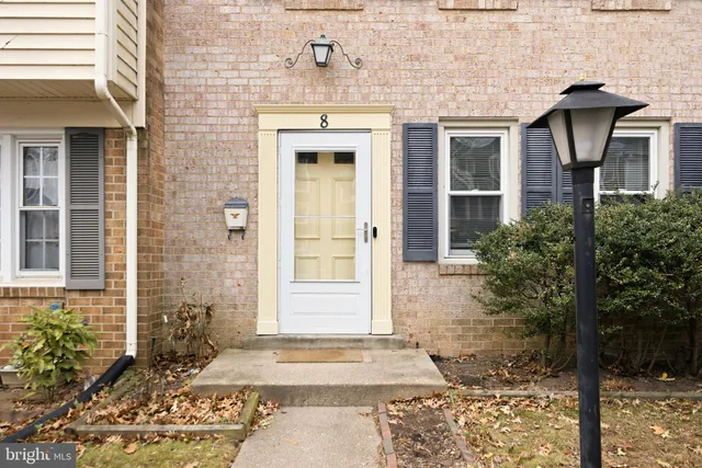 $459,900 | 8 Supreme Court, Unit 244, Gaithersburg, MD 20878