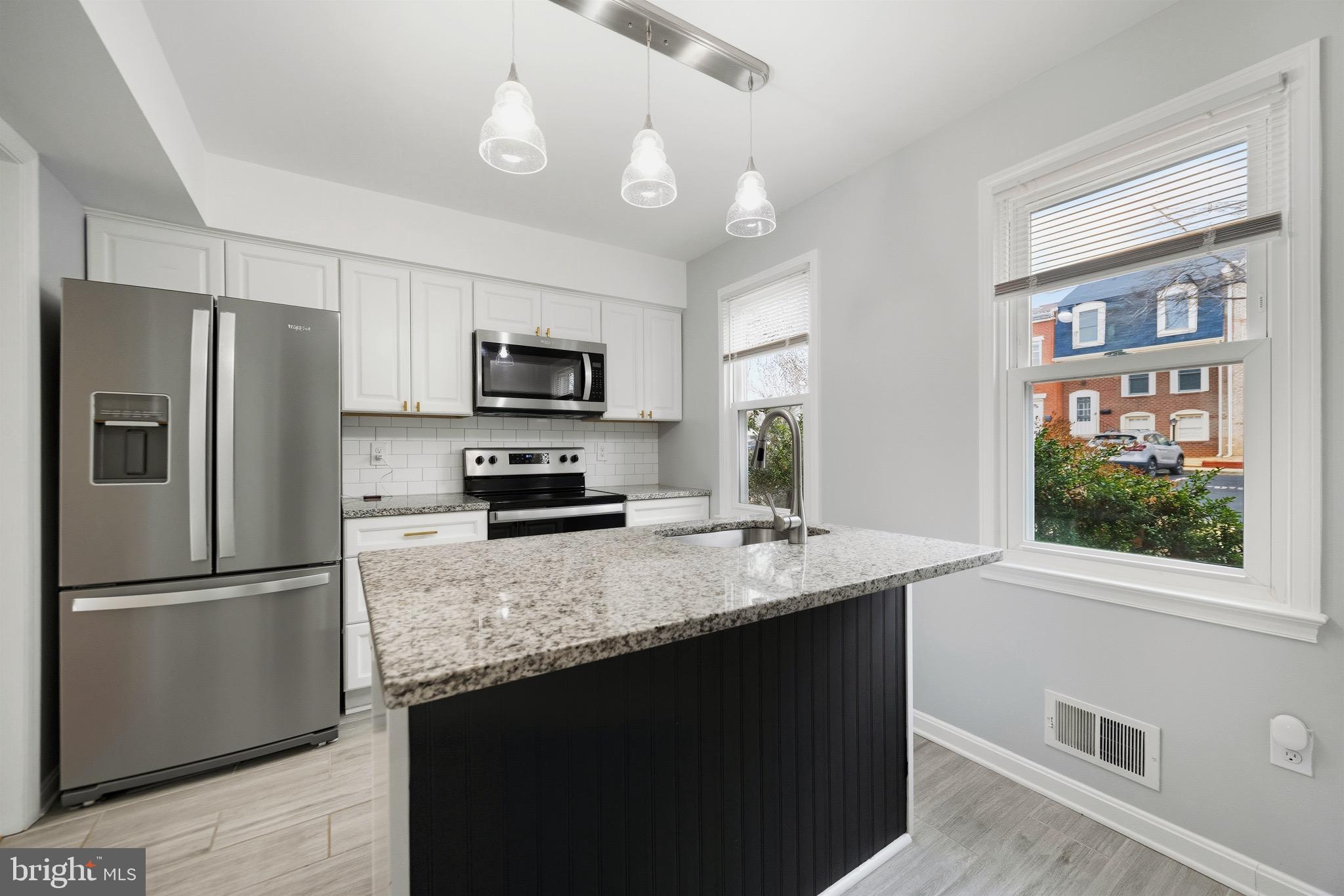 8 Supreme Court, Unit 244 Gaithersburg, MD 20878 - Photo 5 of 35