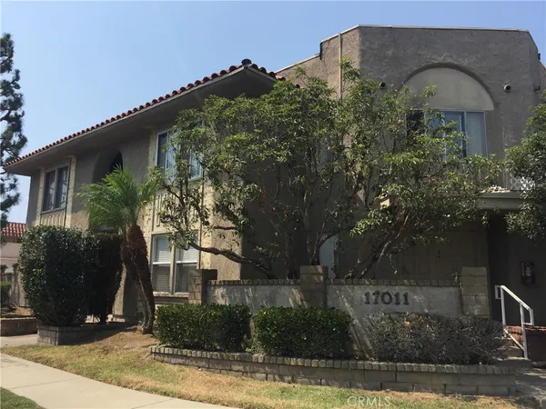 $2,650 | 17011 Sims Lane, Unit 4, Huntington Beach, CA 92649