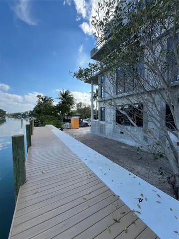 $2,500,000 | 7300 Trouville Esplanade, Unit 3, Miami Beach, FL 33141