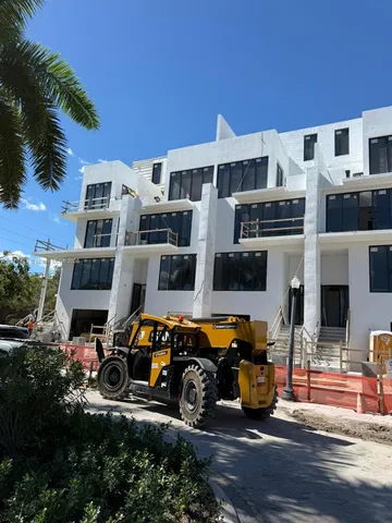 $2,500,000 | 7300 Trouville Esplanade, Unit 3, Miami Beach, FL 33141